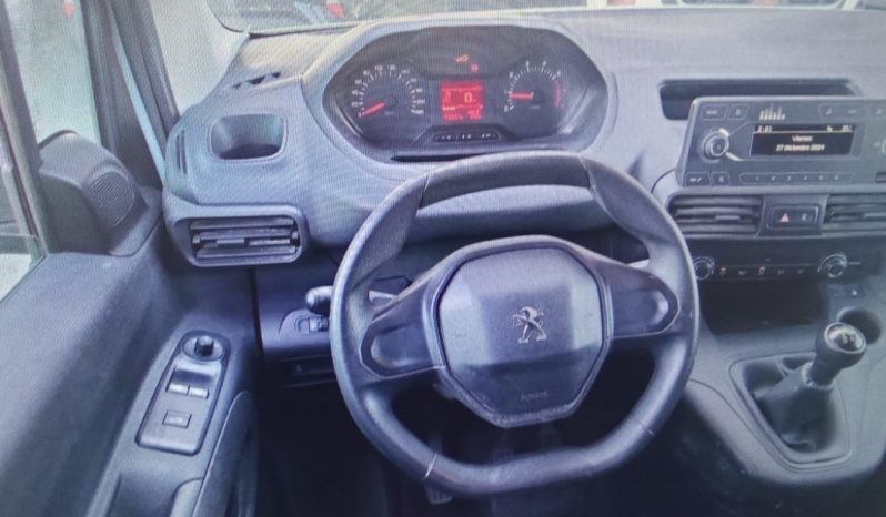 PEUGEOT Partner / 3P / furgón derivado de turismo Pro Standard 600kg BlueHDi 100 cv (AC) lleno